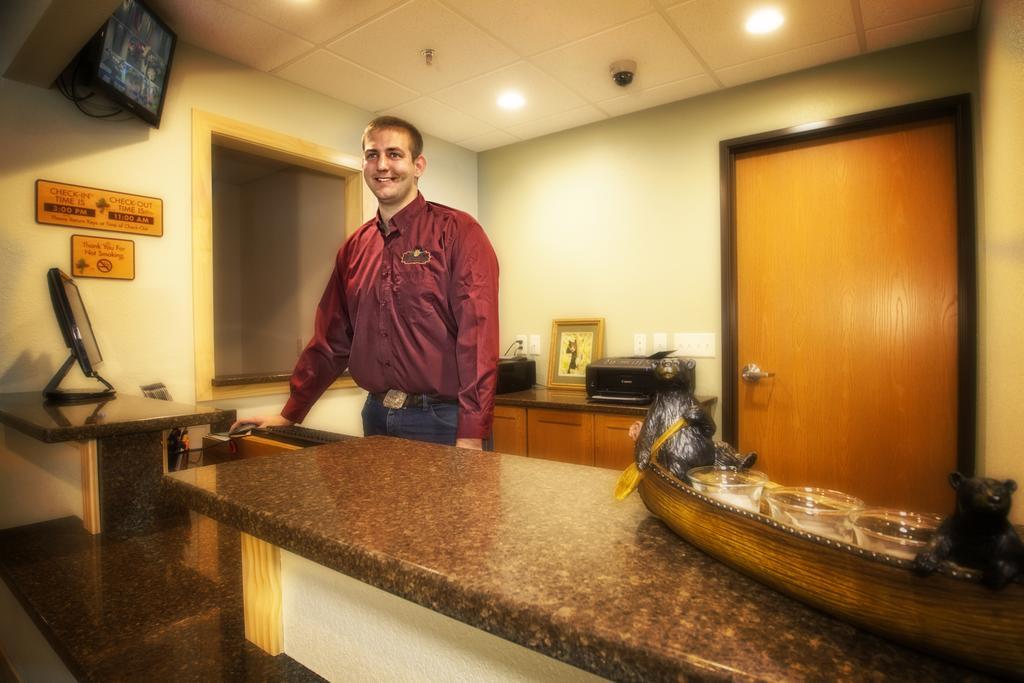 Junction Inn Suites & Conference Center Babbitt Kültér fotó